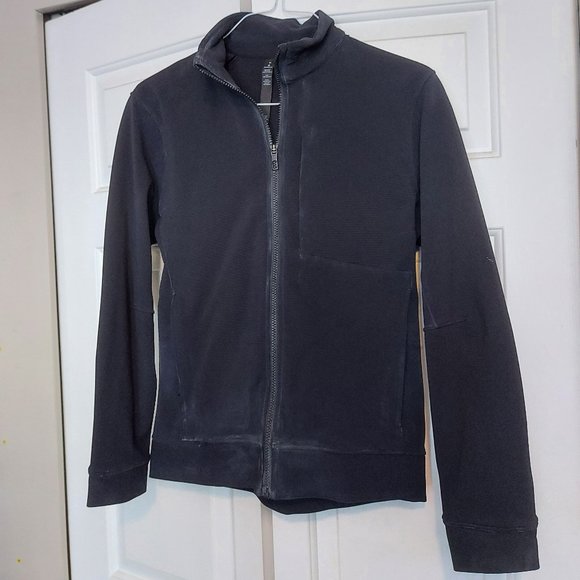 💥Host Pick💥 Lululemon Sojourn Jacket - Picture 1 of 12